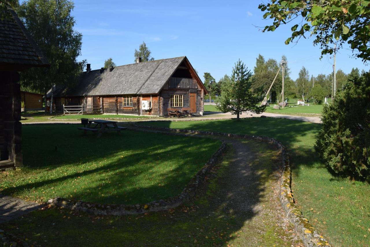 Holiday Village Suur Toll Kuressaare Exterior photo